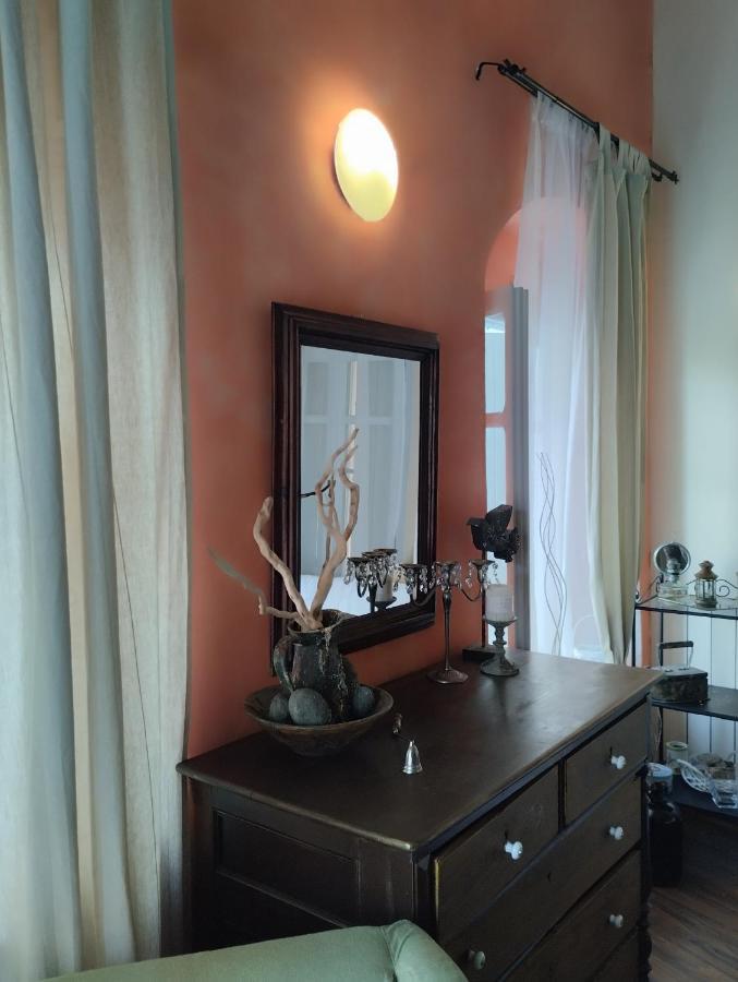 Sokratis Apartments Sými Kamer foto